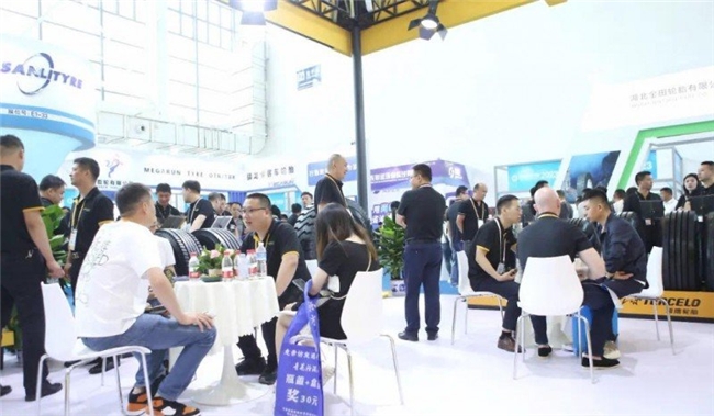 热辣滚烫！中外企业抢滩国内最大轮胎展！(图2)