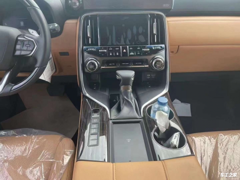 2023款雷克萨斯LX570现金优惠20万抢购现车售全国(图2)
