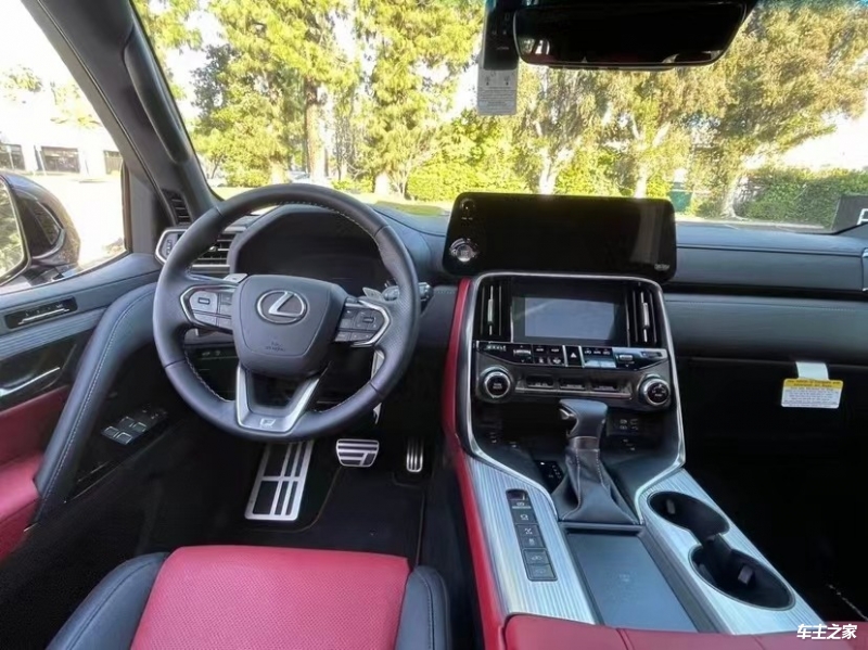 2023款雷克萨斯LX570现金优惠20万抢购现车售全国(图4)