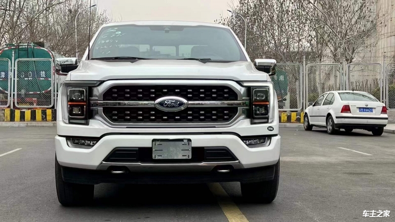 墨版福特F150白金35T配置报价(图4)
