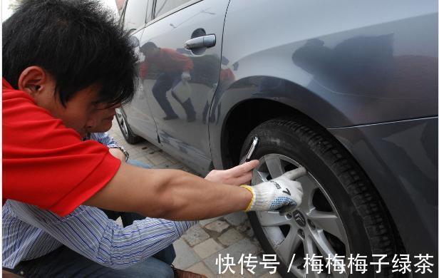 轮胎使用寿命是多少年？维修师傅告诉你线S店坑惨了(图3)