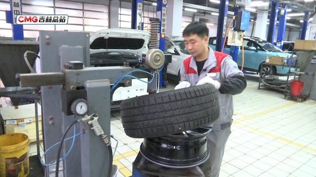 全国交通安全日丨冬季行车安全指南(图4)