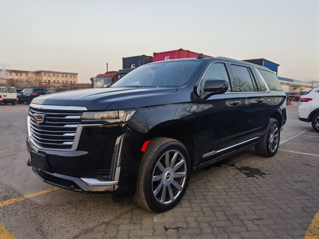 2024款加版柴油凯雷德黑红顶配全国打响年底最狠价格战(图3)