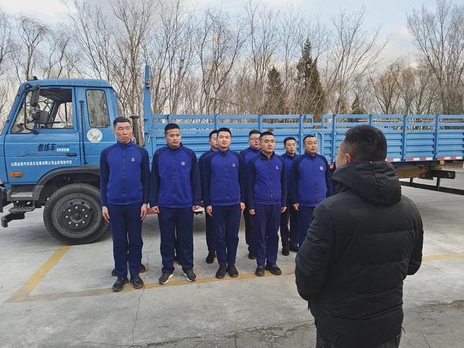忻州市消防救援支队五项举措全力开展冬季执勤车辆安全管理工作(图3)