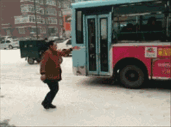 冰雪天行车易打滑新老司机们都要注意了(图11)