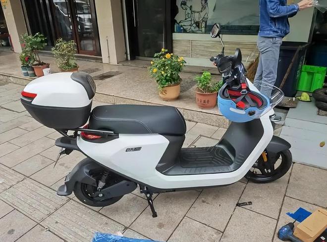 3000元内买电动车为什么聪明人不选电摩而是选择电动自行车？(图2)