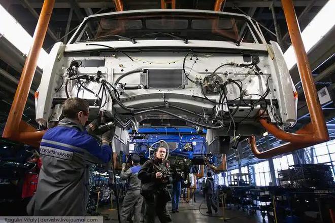 中美俄汽车轮胎产量差距断崖：美34亿俄仅4790万中国是多少(图9)