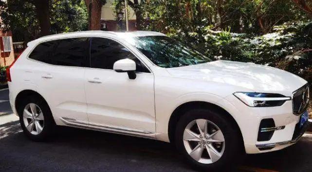终身免费保养！沃尔沃XC60推出限时“惊喜价”新车仅售249万元起(图1)