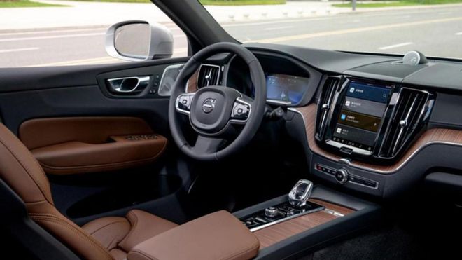 终身免费保养！沃尔沃XC60推出限时“惊喜价”新车仅售249万元起(图4)