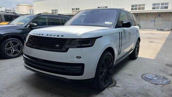 手续随车可按揭路虎揽胜行政30T汽油最低130万(图2)