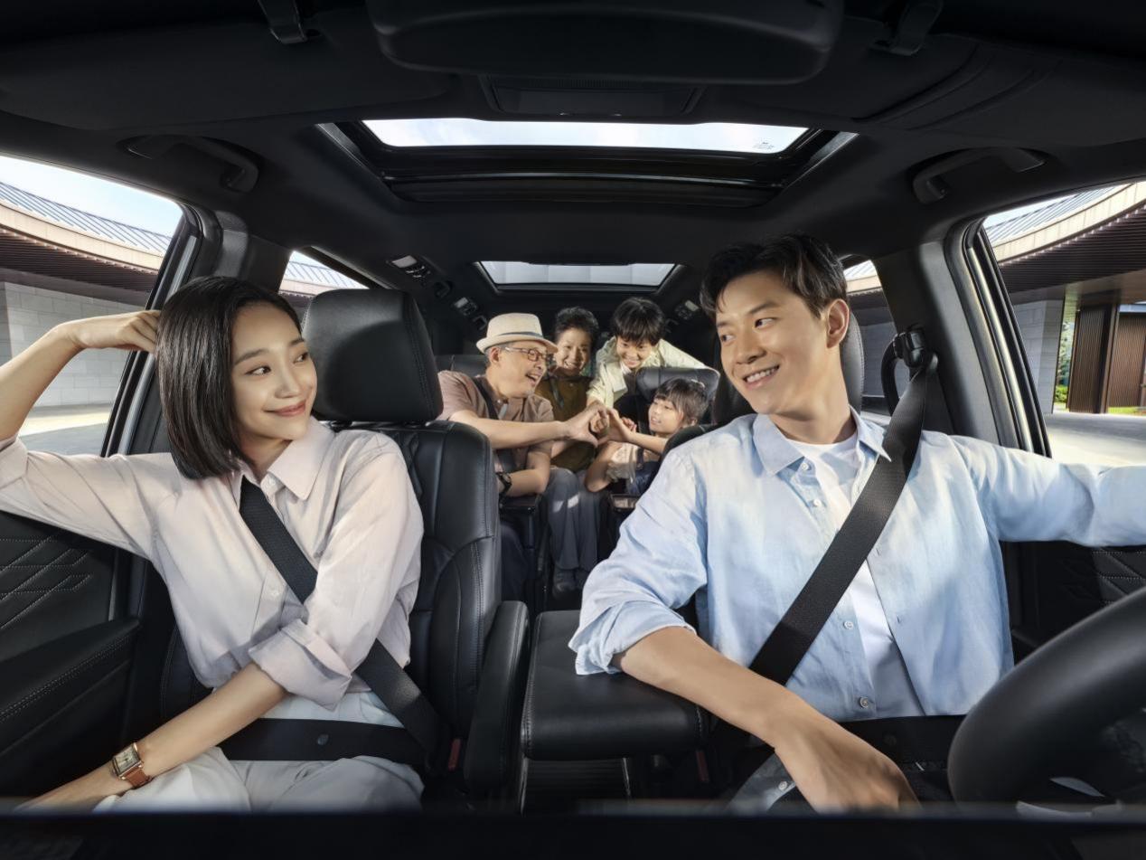 降价增配外观还“埃尔法化”新款艾力绅还有机会吗？(图2)