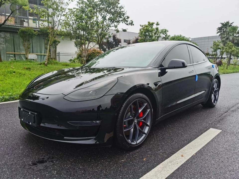 电动车开几年就坏?这款车6年半跑了60万公里连刹车片都没换过(图3)