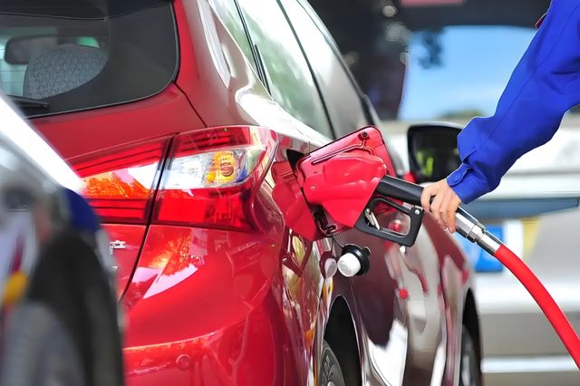 电车车主的烦恼维修费超贵感觉被车企当成摇钱树(图3)