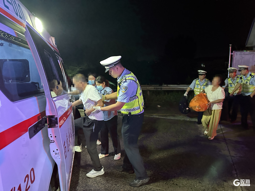 车辆缺油抛锚、乘客突发疾病……青岛高速交警及时救助除隐患(图3)