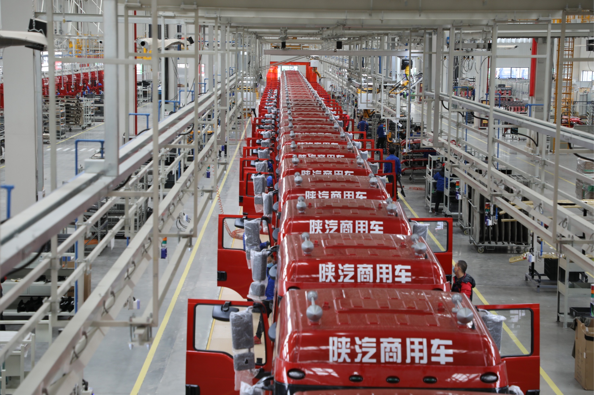 产业兴岐山汽车“强”引擎(图1)