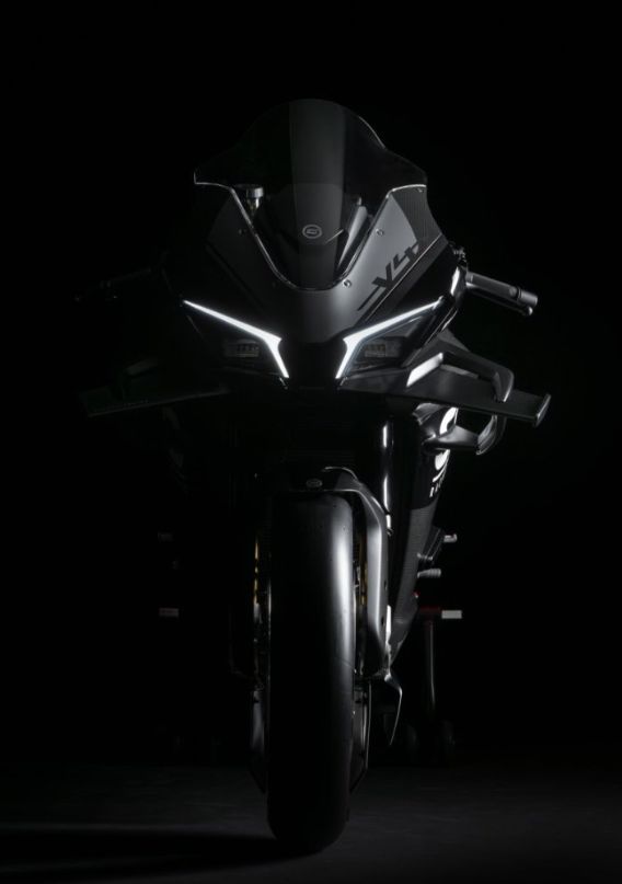 春风公升级新品V4SR-RR原型车亮相米兰展(图4)