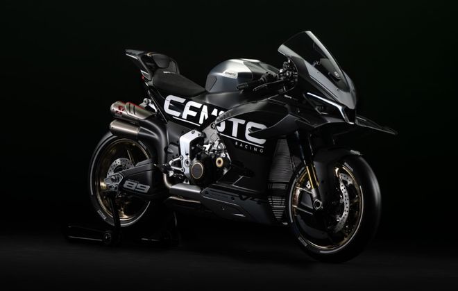 春风公升级新品V4SR-RR原型车亮相米兰展(图5)