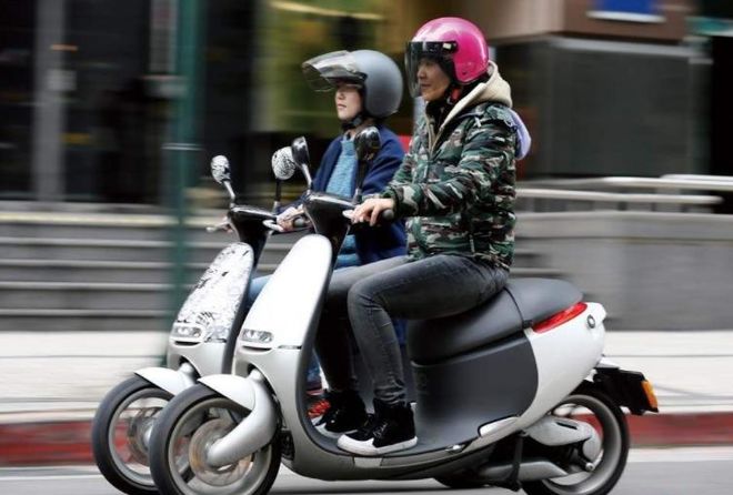 别总怪电池差！天冷电动车掉电快、跑不远？这3招帮你提升10公里(图5)