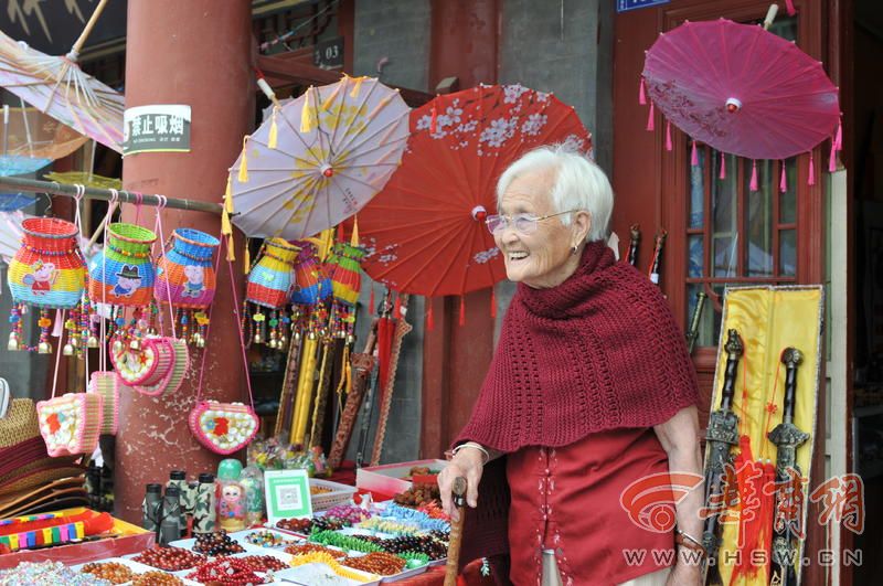 开二手房车带着85岁母亲四年四次游历黄河(图2)