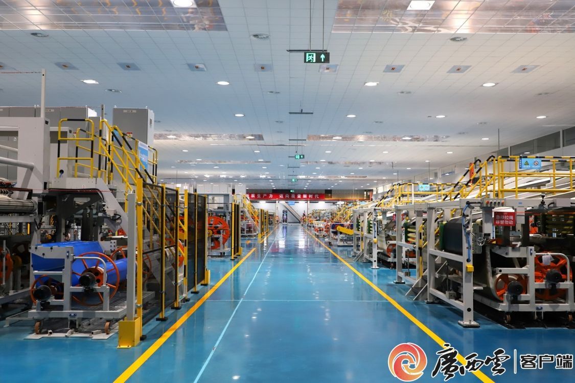 千钧“战靴”桂林造探访我国首条‌数字化民用航空轮胎生产线(图3)