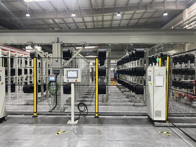 云线秒成型一条轮胎订单已排到明年一季度之后(图2)