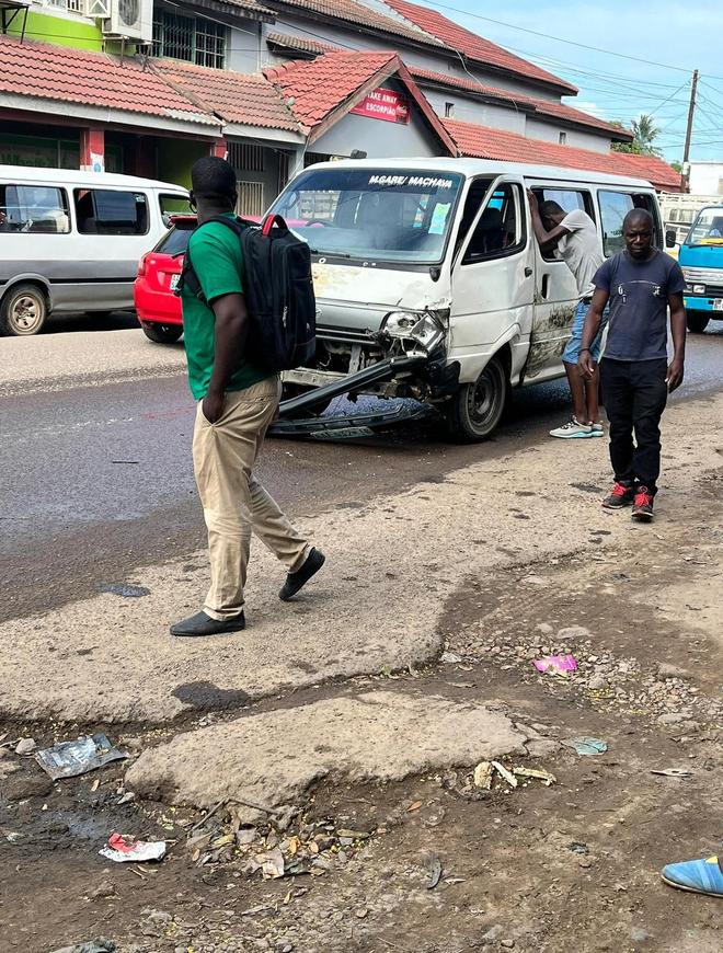 为什么很多人10年都不换车？我问了两个人一个有钱一个没钱(图4)