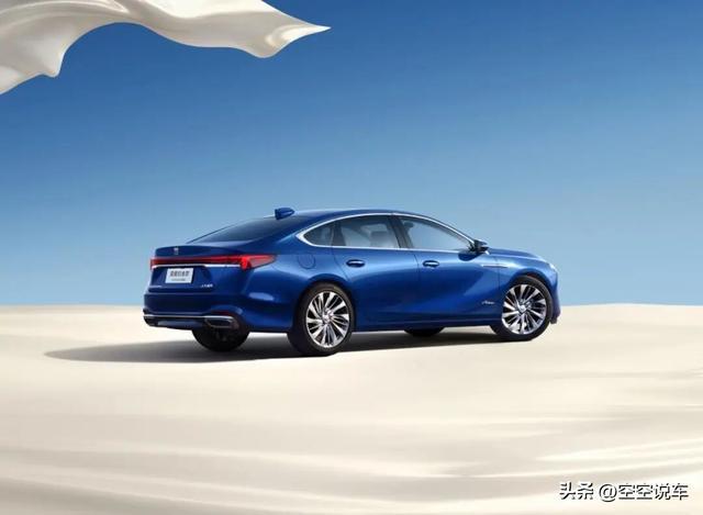 “公路之王”跌至15万!连隔音都是多层长5米比奥迪A6L舒适!(图2)
