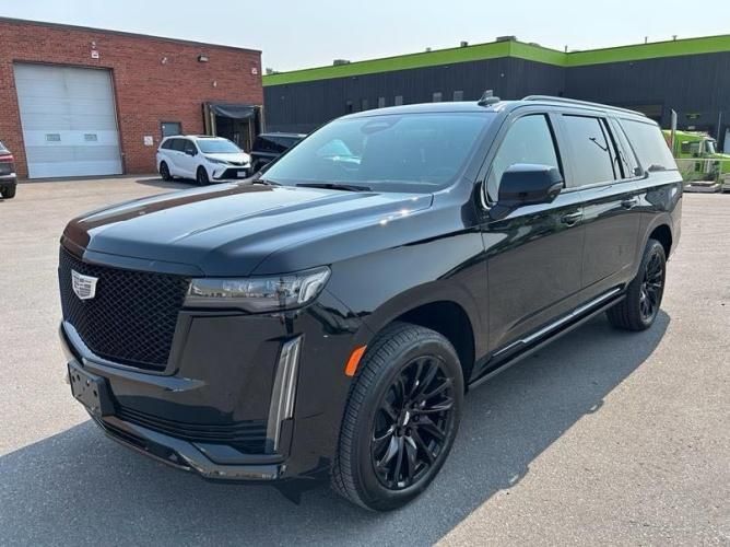 2024款加版柴油凯雷德30T七座加长运动铂金港口现车报价(图2)