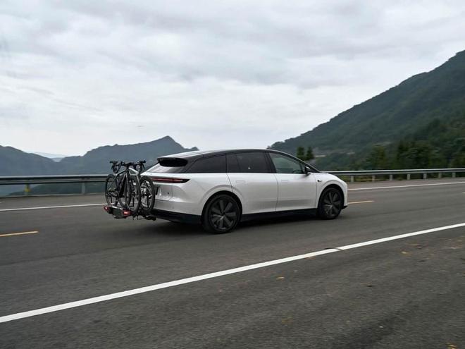 20万的车一条轮胎2000多新能源车轮胎太贵了能换成普通胎吗？(图4)