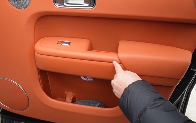 贵阳男子花40多万买理想SUV开了没多久三个车门饰板全变色！4S店回应(图2)