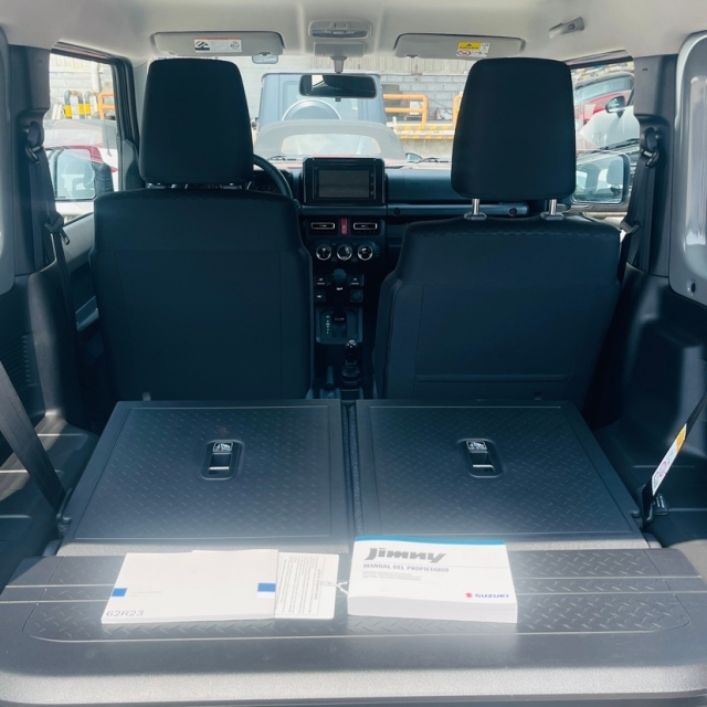 2025款铃木吉姆尼自动三门顶配强悍而精致的纯硬派越野小SUV(图8)