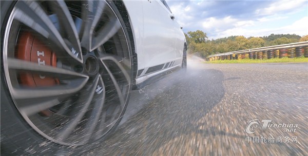 2026最佳性能夏季轮胎测试发布：8款UHP夏季胎综合表现全解析(图4)